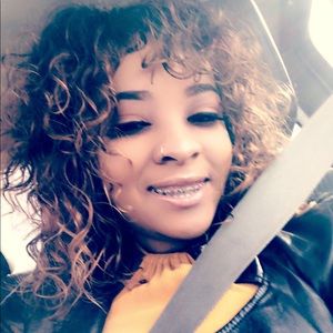 Meet your Posher, Brianna